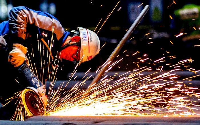 Accelerar el desenvolupament ecològic de la indústria siderúrgica, fabricació...