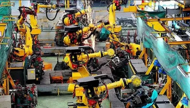 Vigilància econòmica: les empreses industrials de la Xina mantenen un creixem...