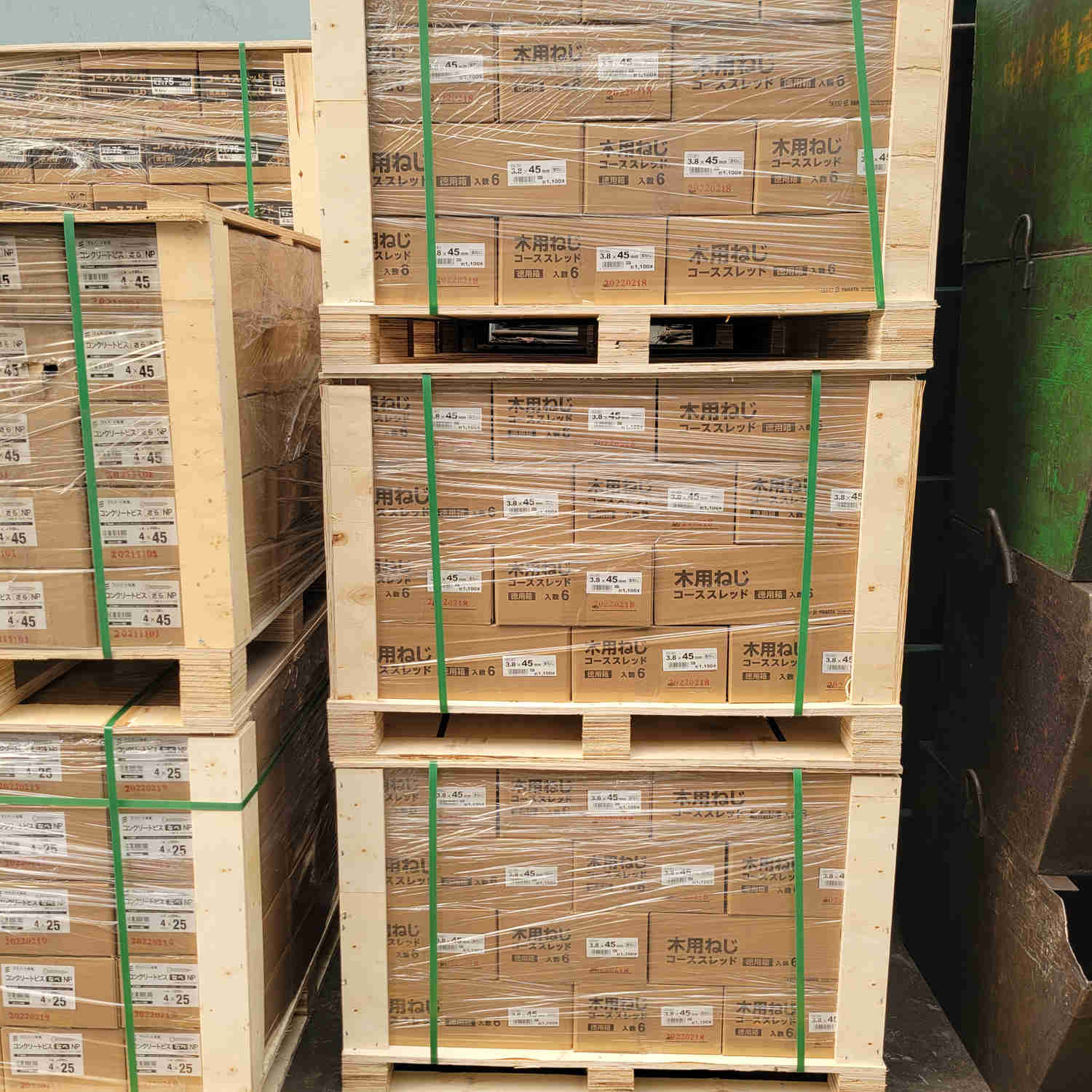 Per a l'emmagatzematge de productes de cargol