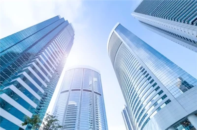 Política per promoure la indústria immobiliària per impulsar els preus de l'acer