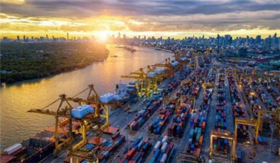 Les comandes d'exportació d'empreses de comerç exterior milloren durant sis m...
